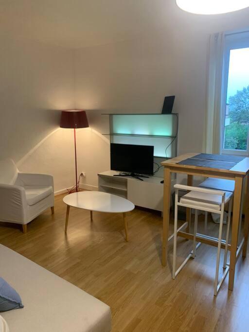 Studio A Noyarey Avec Wifi Eksteriør bilde